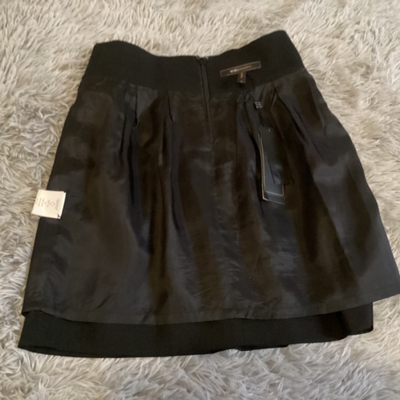 BCBGMaxazria Black Skirt NWT Size 2 - Picture 13 of 15